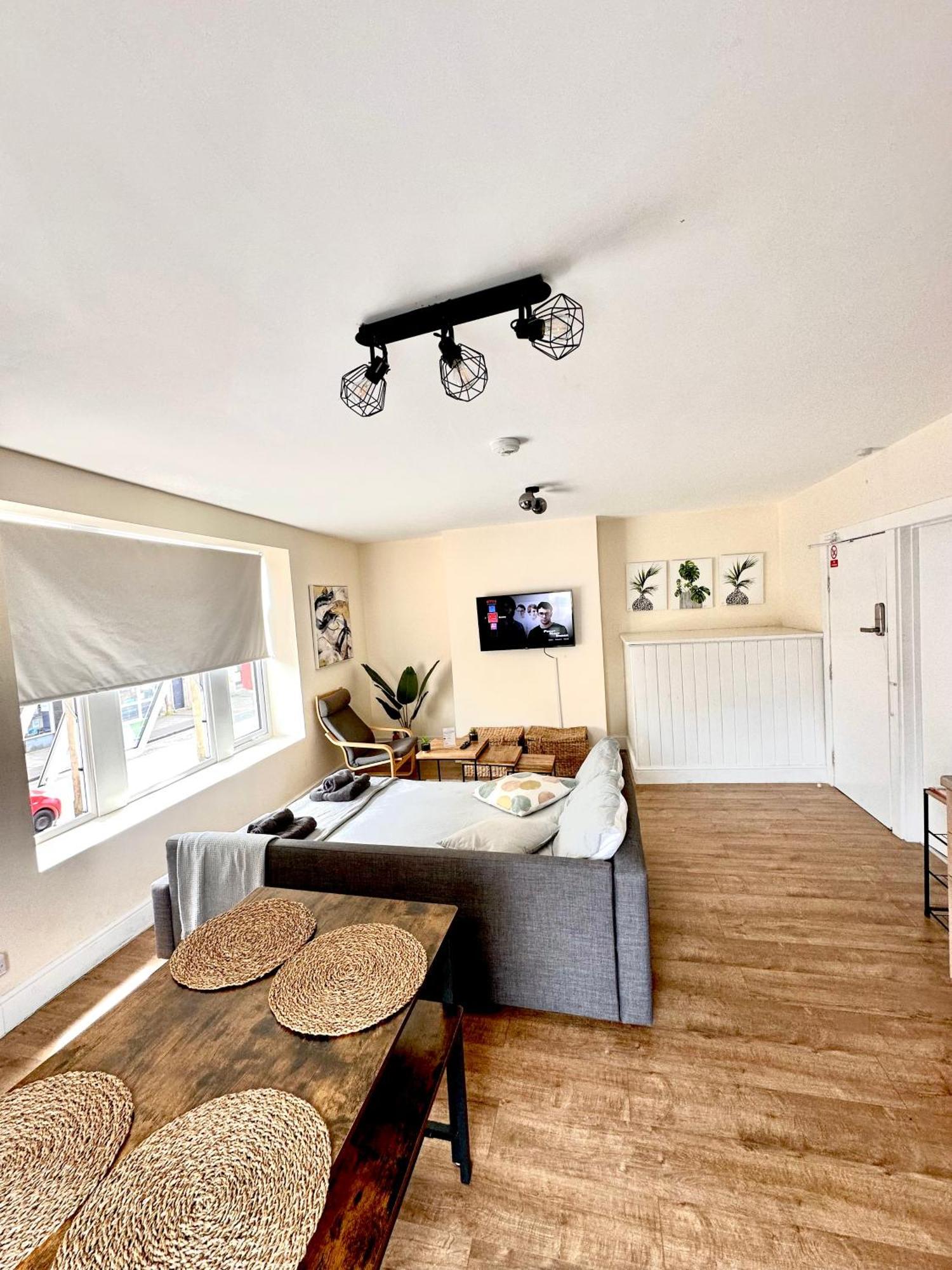 Apartment Dvmescape Flat1 *