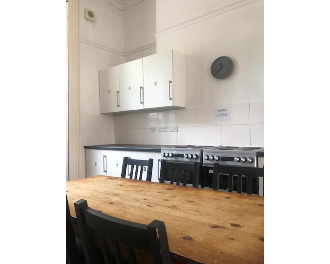 Guest house St Paul's Road Townhouse By Clifton Short Lets Bristol