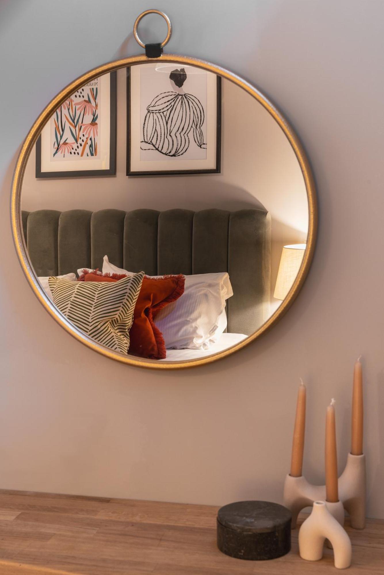 The Cotham Arms Apartment