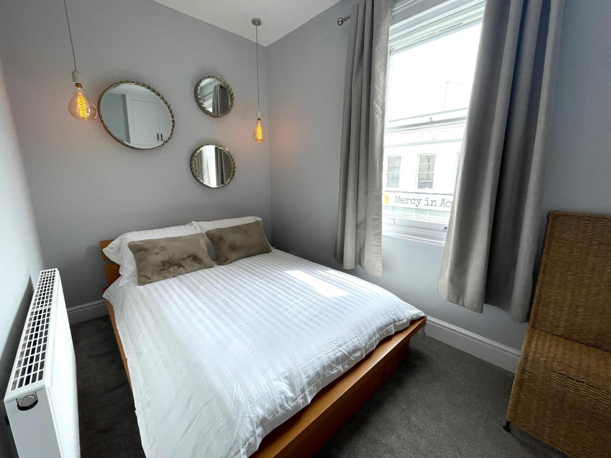 Secret Boutique Abode In Beautiful Clifton Village Bristol
