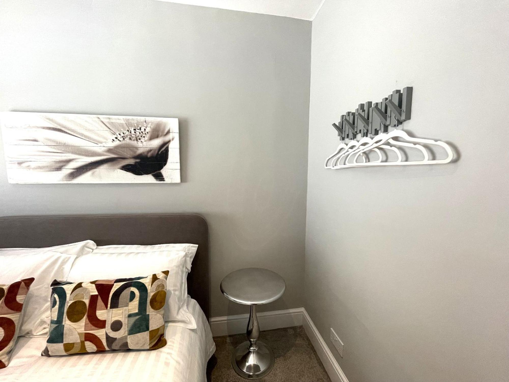 Secret Boutique Abode In Beautiful Clifton Village Apartment