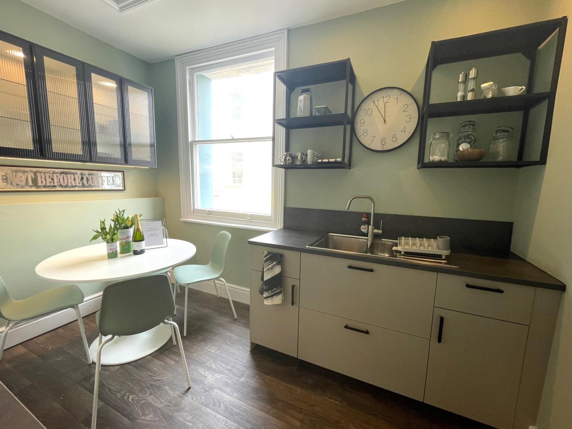 Secret Boutique Abode In Beautiful Clifton Village Apartment *