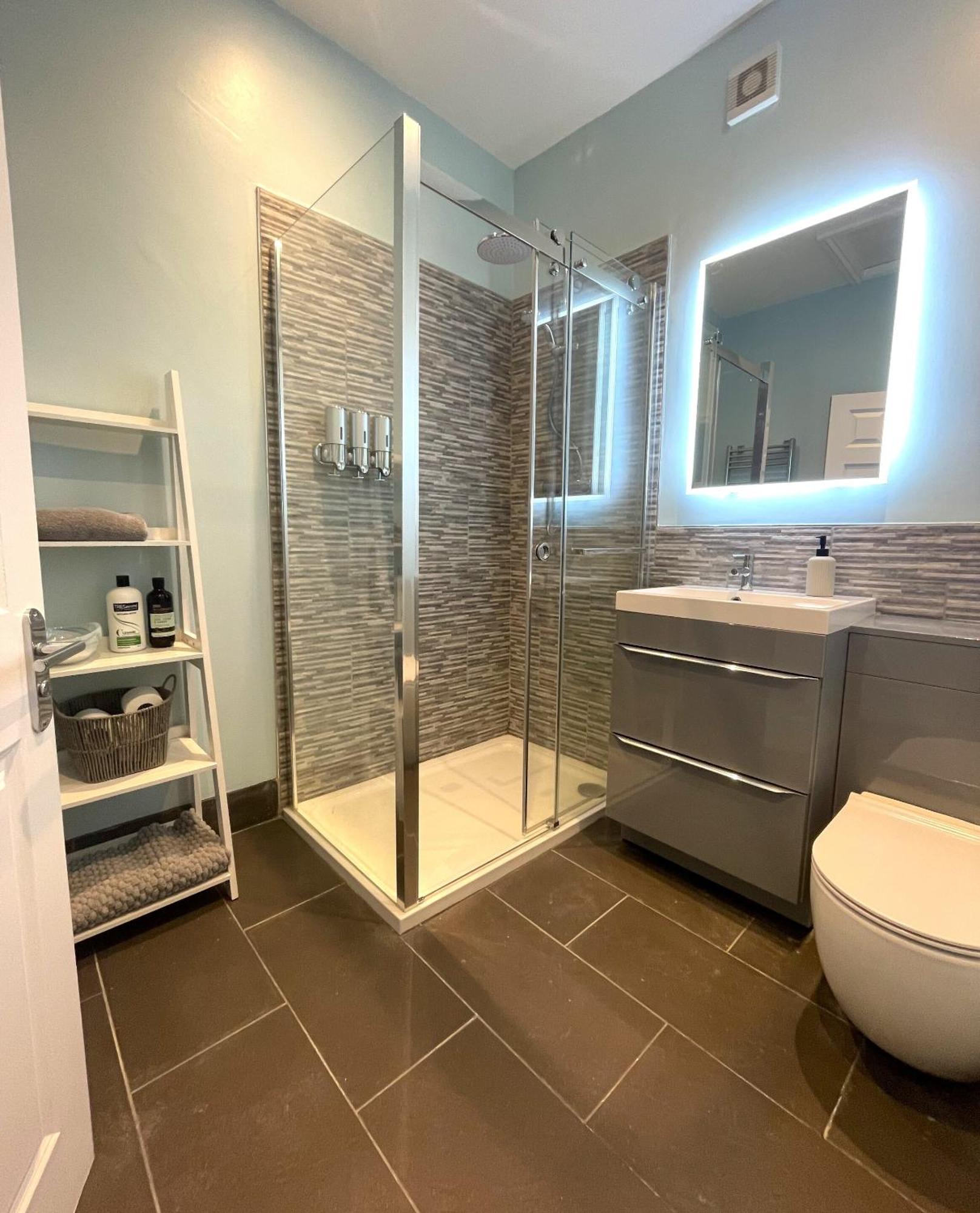 Secret Boutique Abode In Beautiful Clifton Village Apartment *