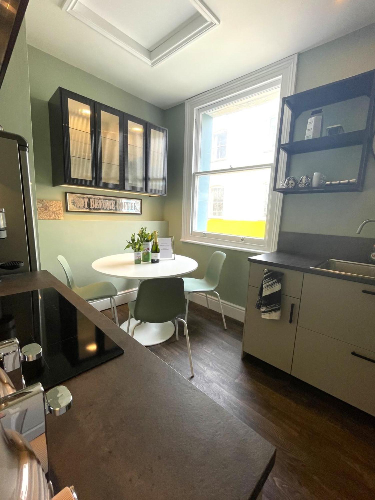 Secret Boutique Abode In Beautiful Clifton Village Bristol