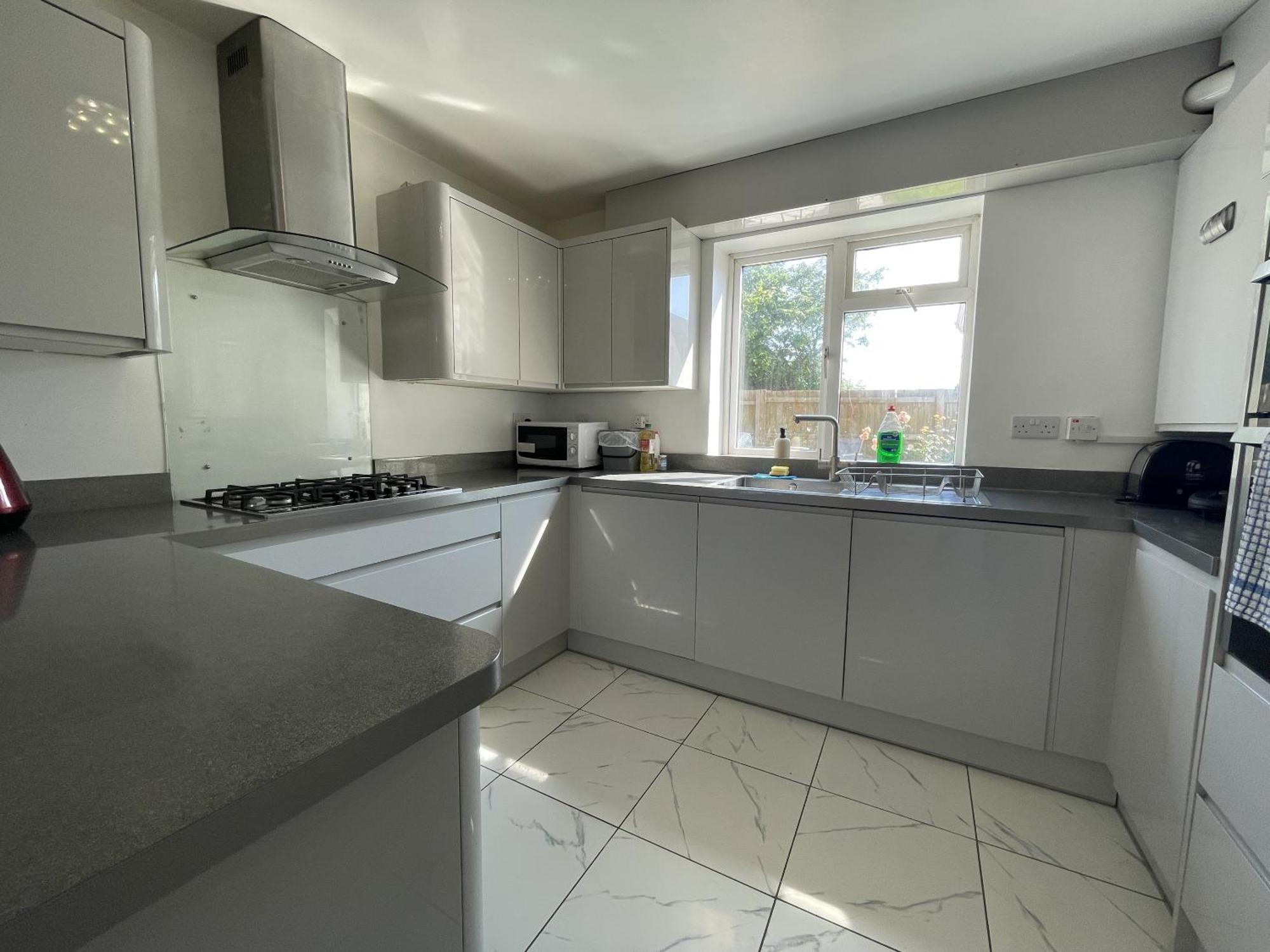Fabulous Family In Lovely Little Stoke * Bristol