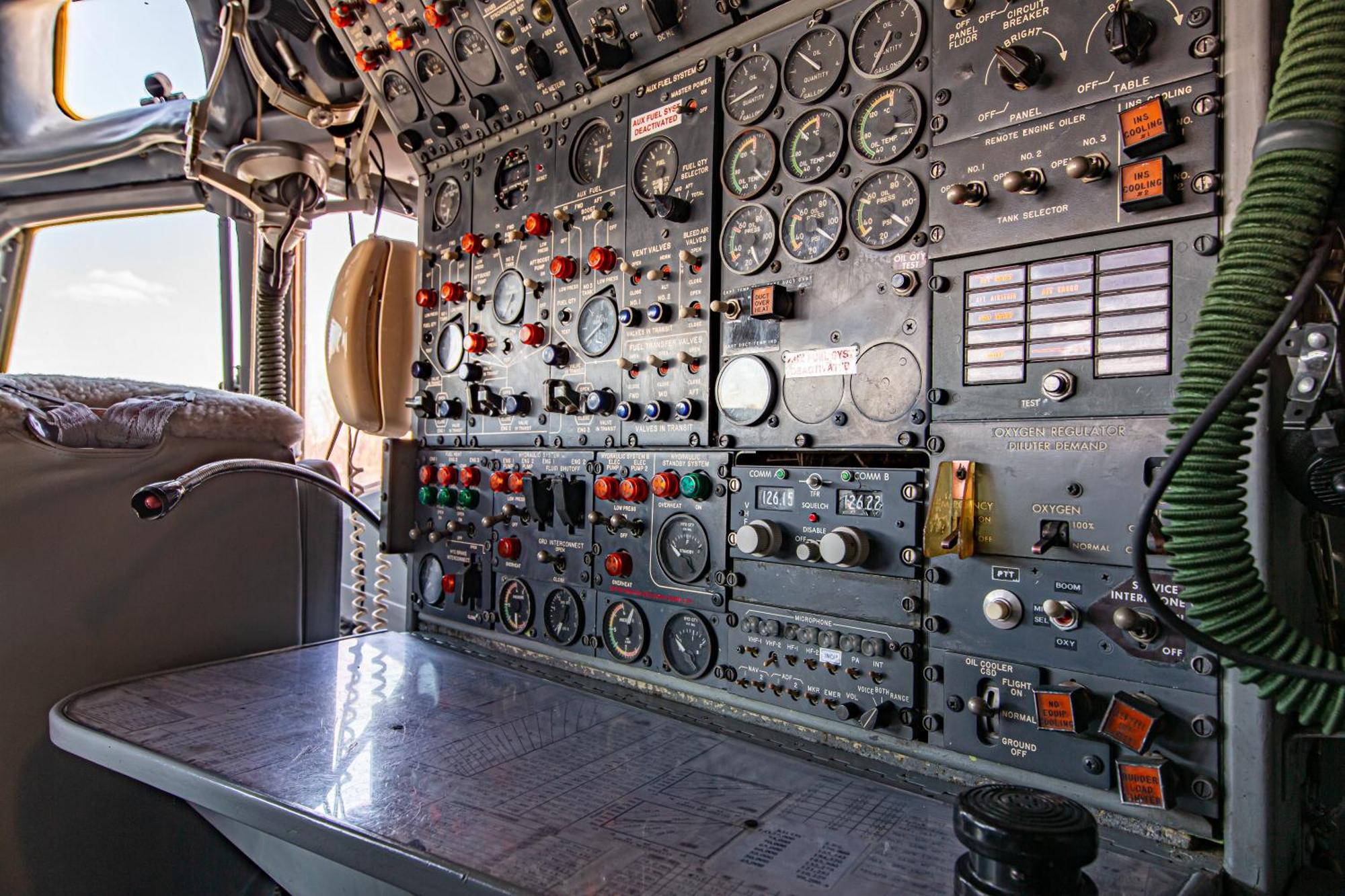 Botel Boeing 727 Airliner Private Jet