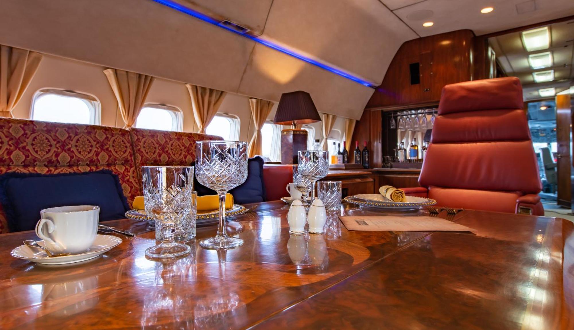 Boeing 727 Airliner Private Jet Bristol
