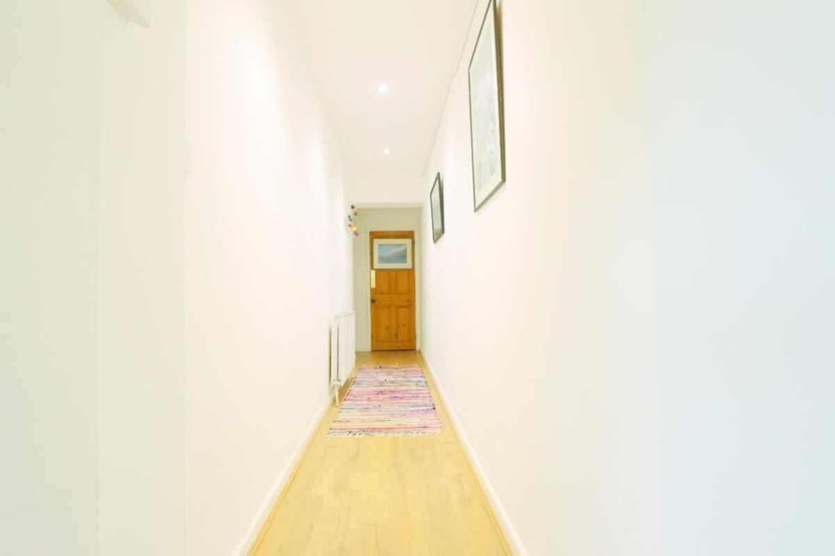 Unique & Homely With Own Access Holiday home