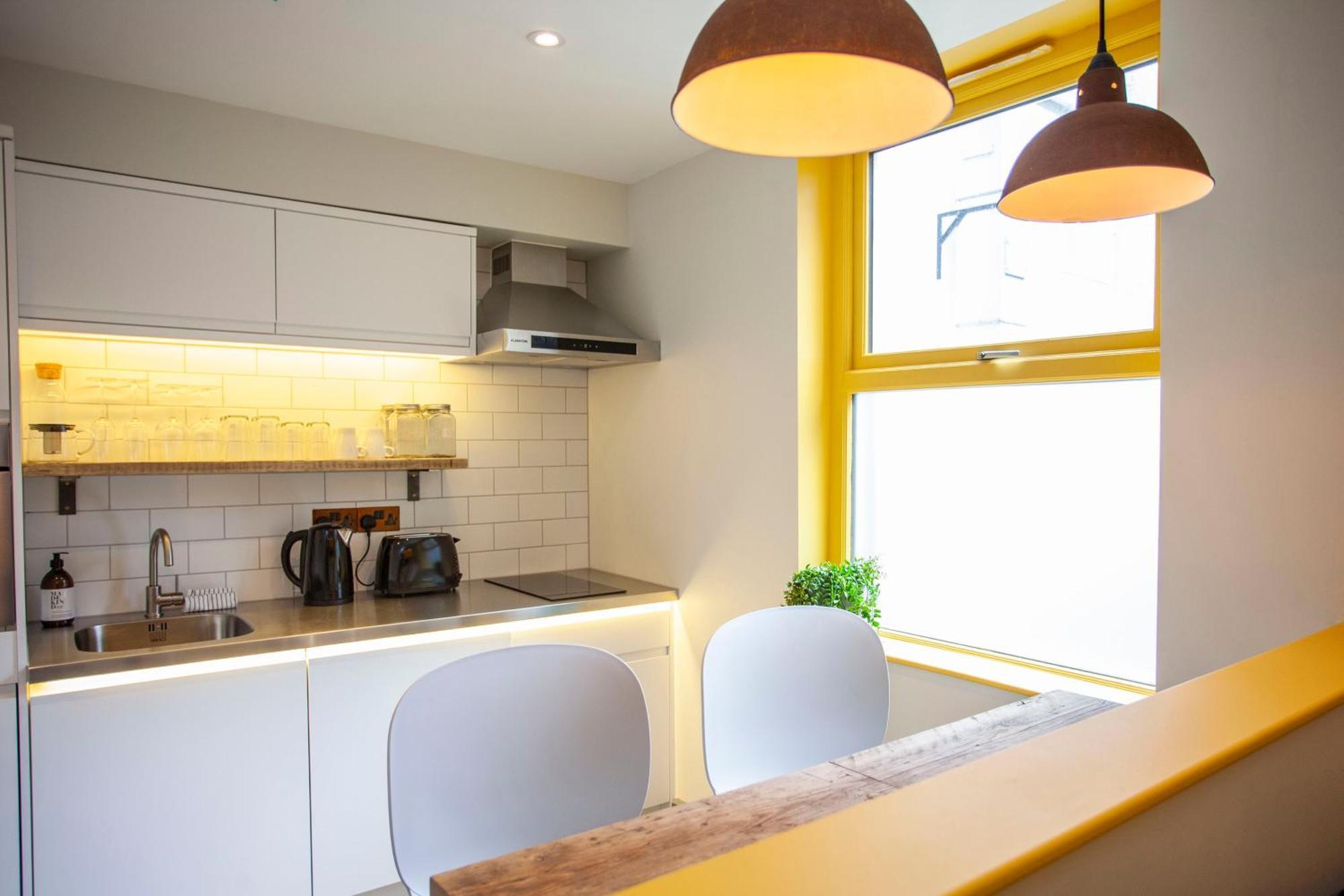 Higgihaus Aparthotel, Clare Street