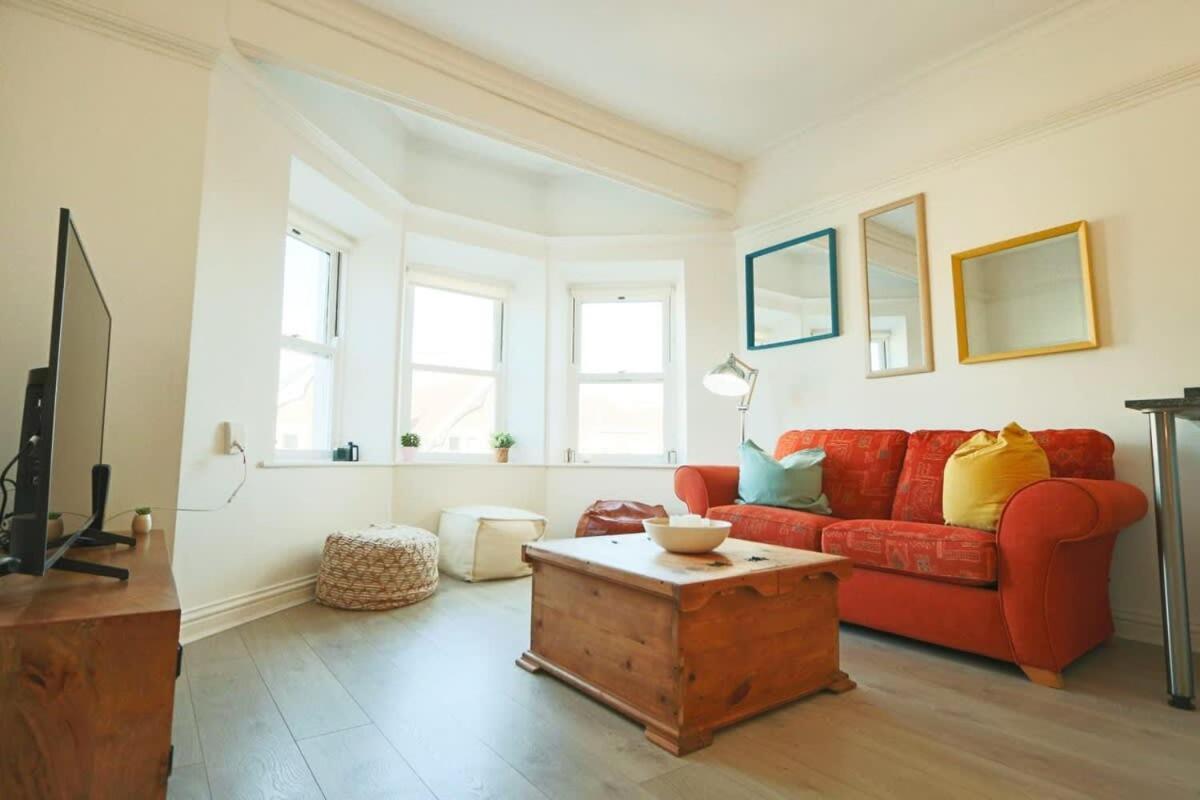 Manilla 3 Bedroom Floor Flat *