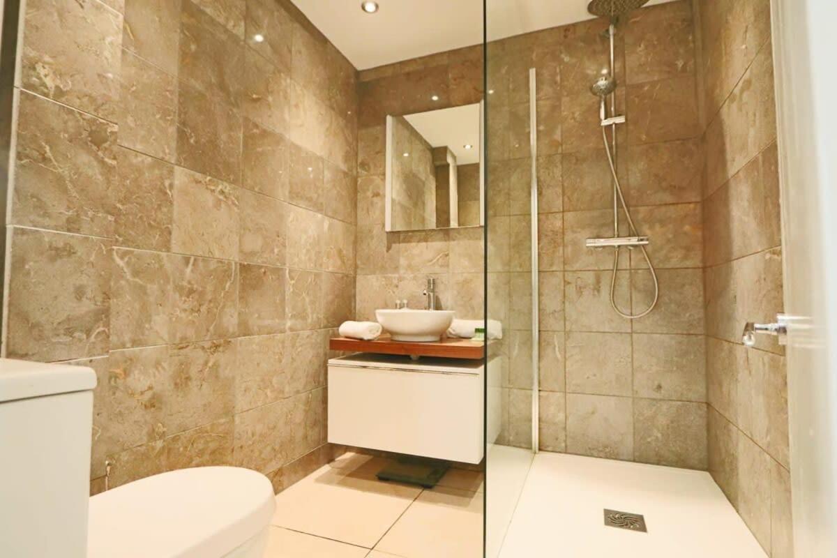 Meridian Place 25 - Hopewell Apartment