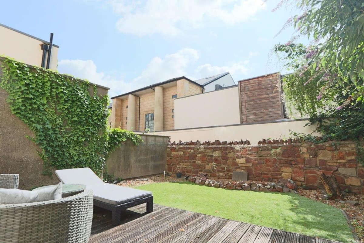 Meridian Place 25 - Hopewell Apartment *