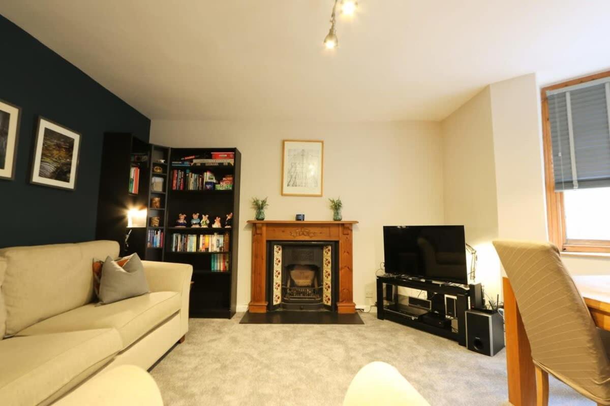 Cotham Vale 2 Bedroom Property Apartment