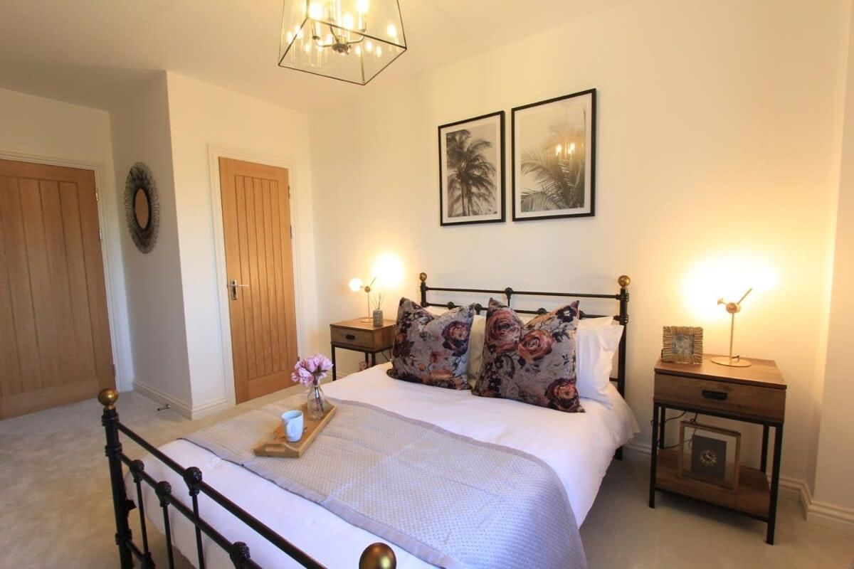 Cabot Mews 6 Holiday home