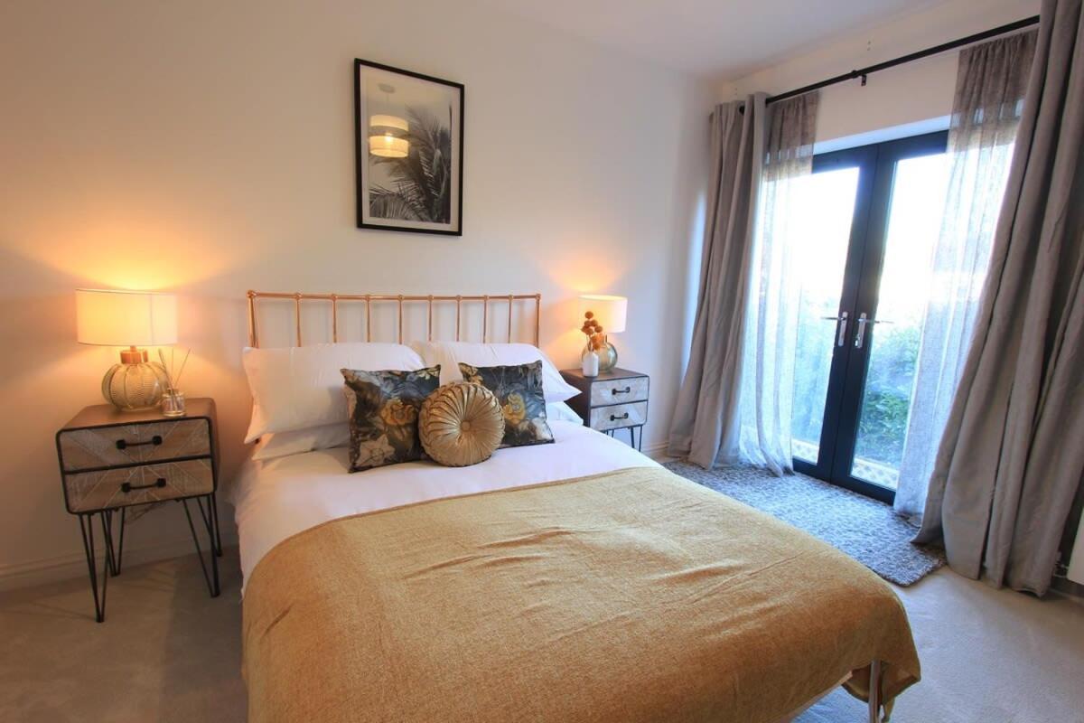 Cabot Mews 6 Holiday home