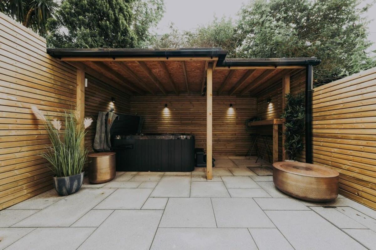 Clifton 32 - Garden Flat With Hot Tub - Hopewell Apartment *