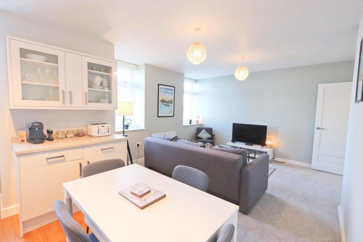 Apartment Champion Court 10 Bristol
