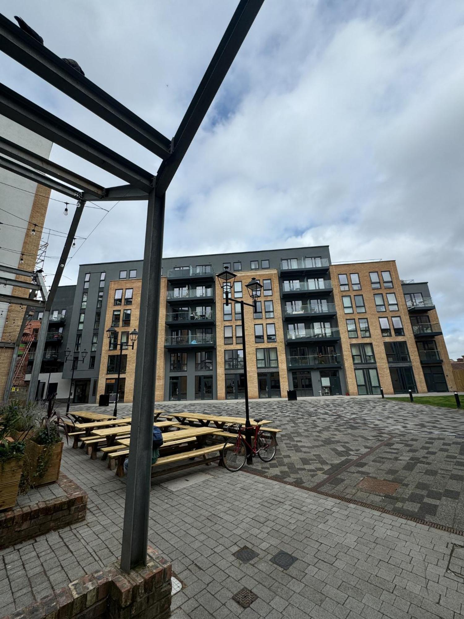 Stokes Croft - Whole - Centre - Serviced Bs1 Apartment
