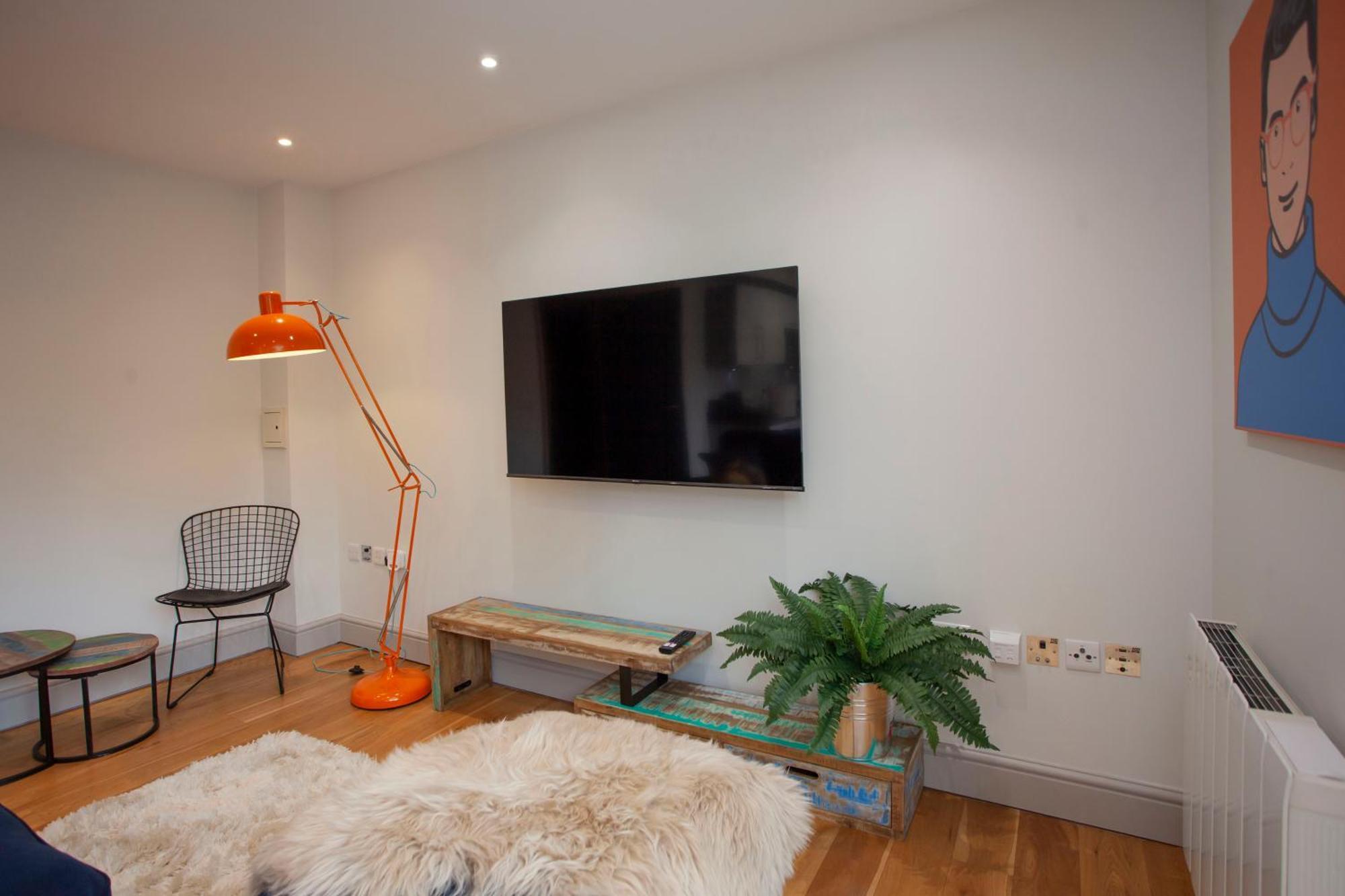 Higgihaus Cabot Mews #25 Fantastic Apartment *
