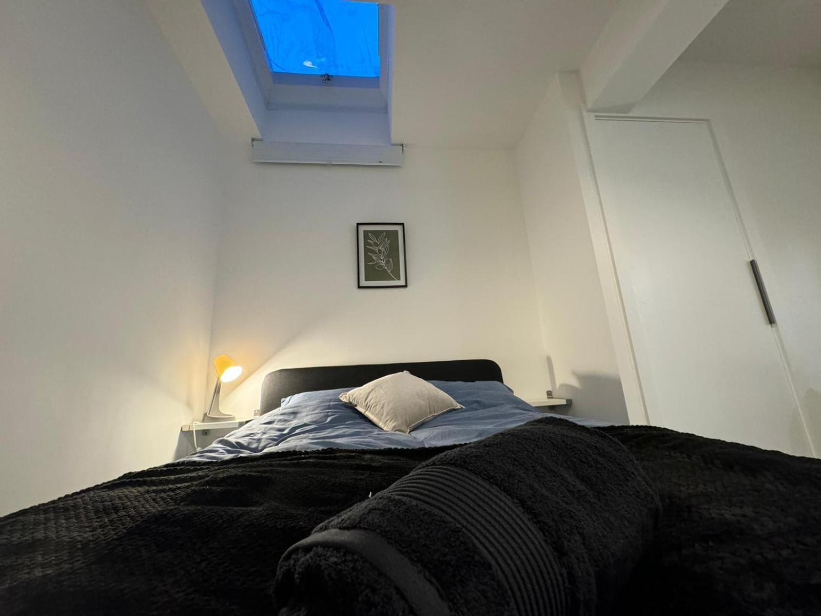 Stylish 3-bedroom Apartment *