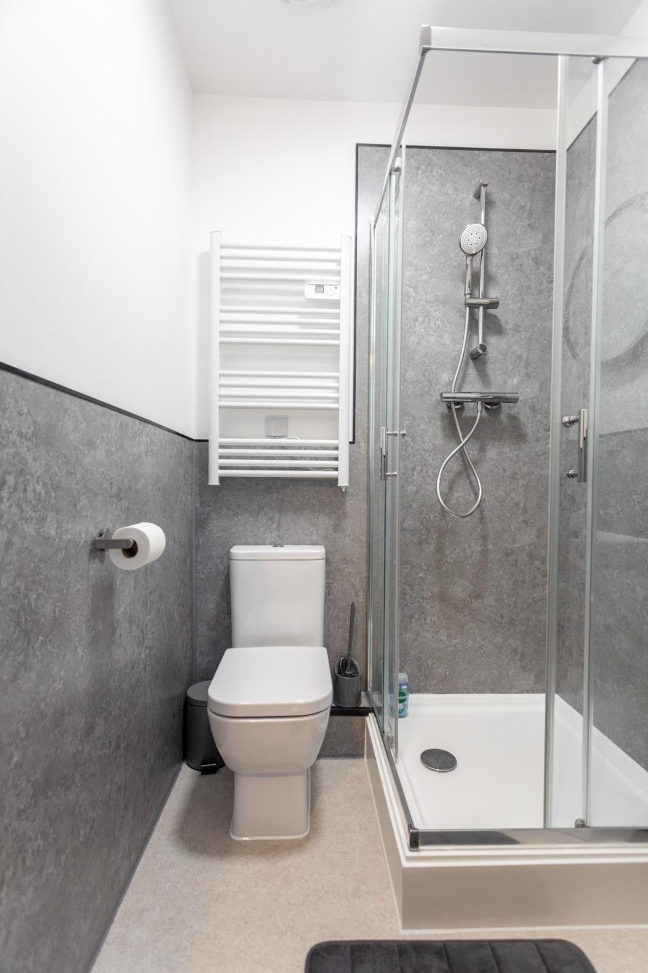 Apartment Stylish 3-bedroom Bristol