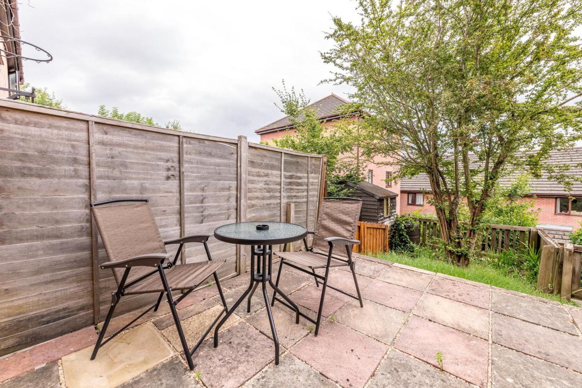 Temple Wall - Contractors, Families - Free Parking By Prescott Apartments Holiday home