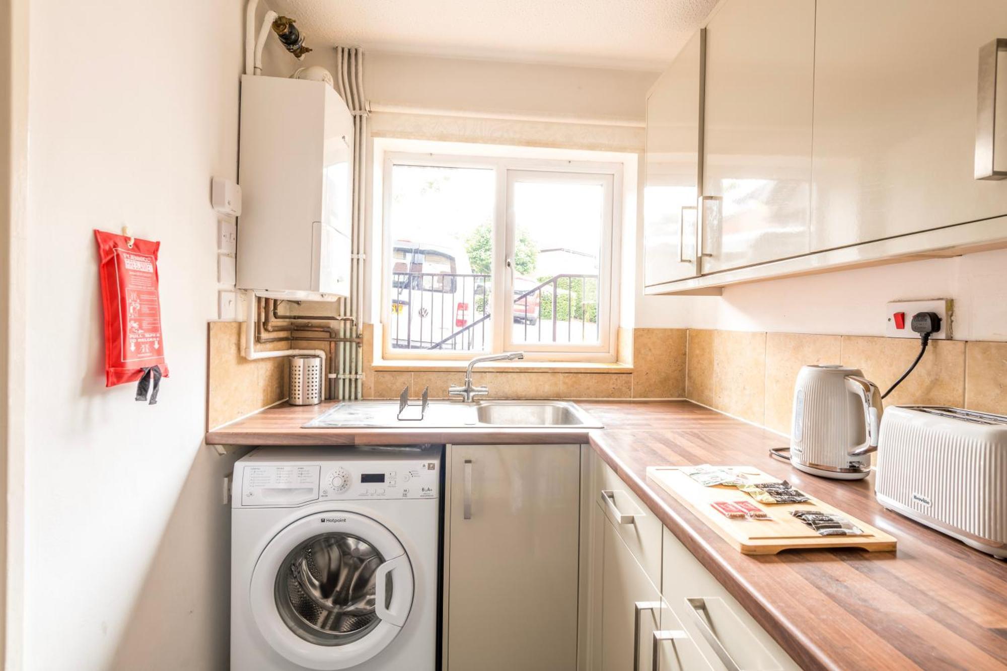 Holiday home Temple Wall - Contractors, Families - Free Parking By Prescott Apartments *