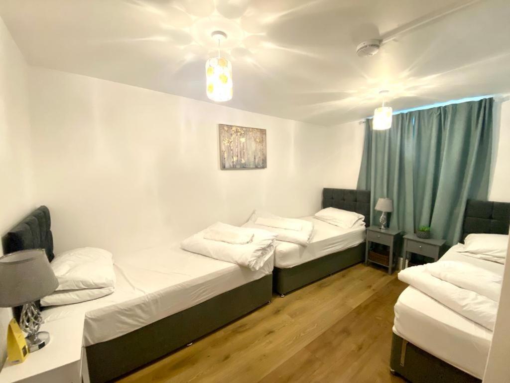 Suite, 3 Single Beds Apartment *