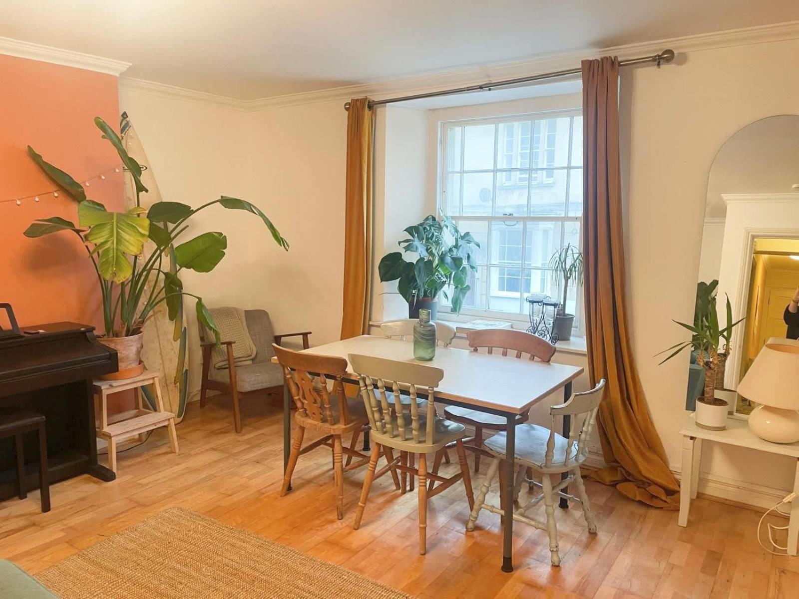 Ninetree Hill One Bedroom Basement Flat Apartment