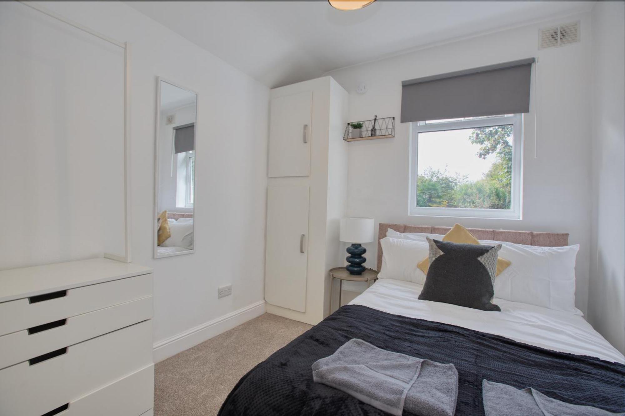 Apartment Modern Centre Retreat By Hinkley Homes *