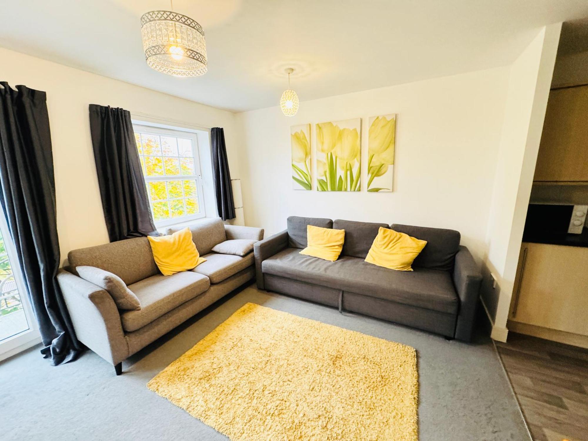 Spacious 2-bedroom Haven With Modern Amenities In Bradley Stoke Bristol