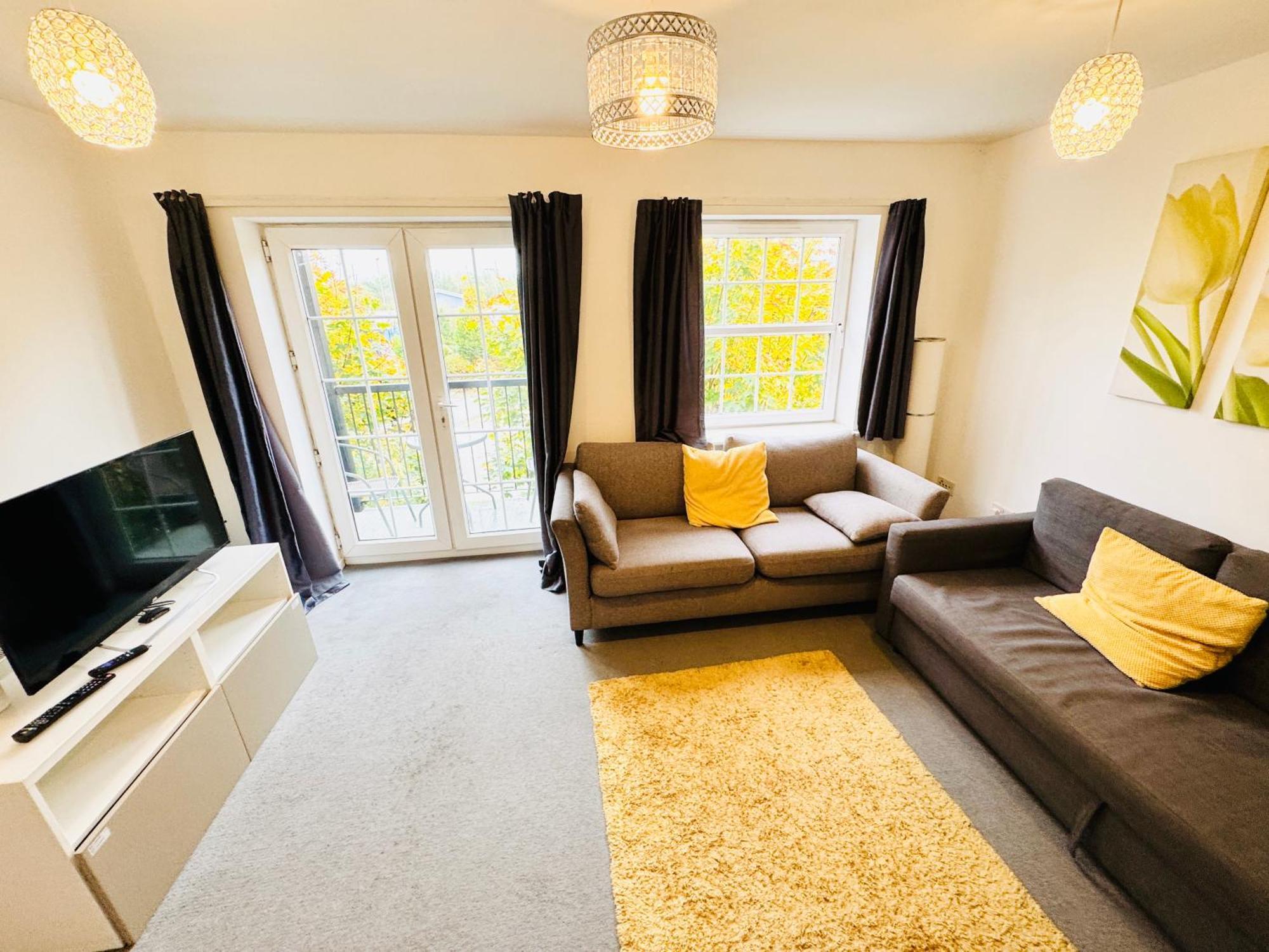 Spacious 2-bedroom Haven With Modern Amenities In Bradley Stoke Bristol