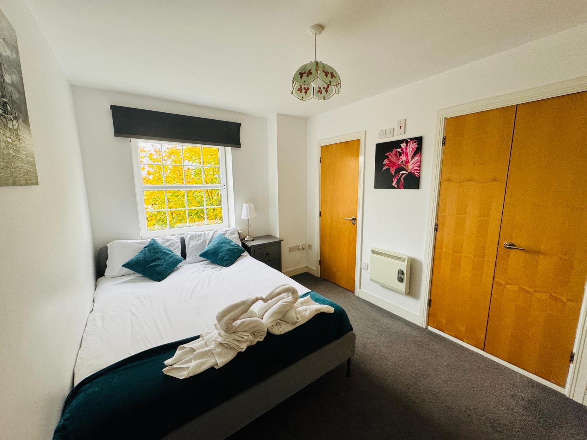 Spacious 2-bedroom Haven With Modern Amenities In Bradley Stoke * Bristol