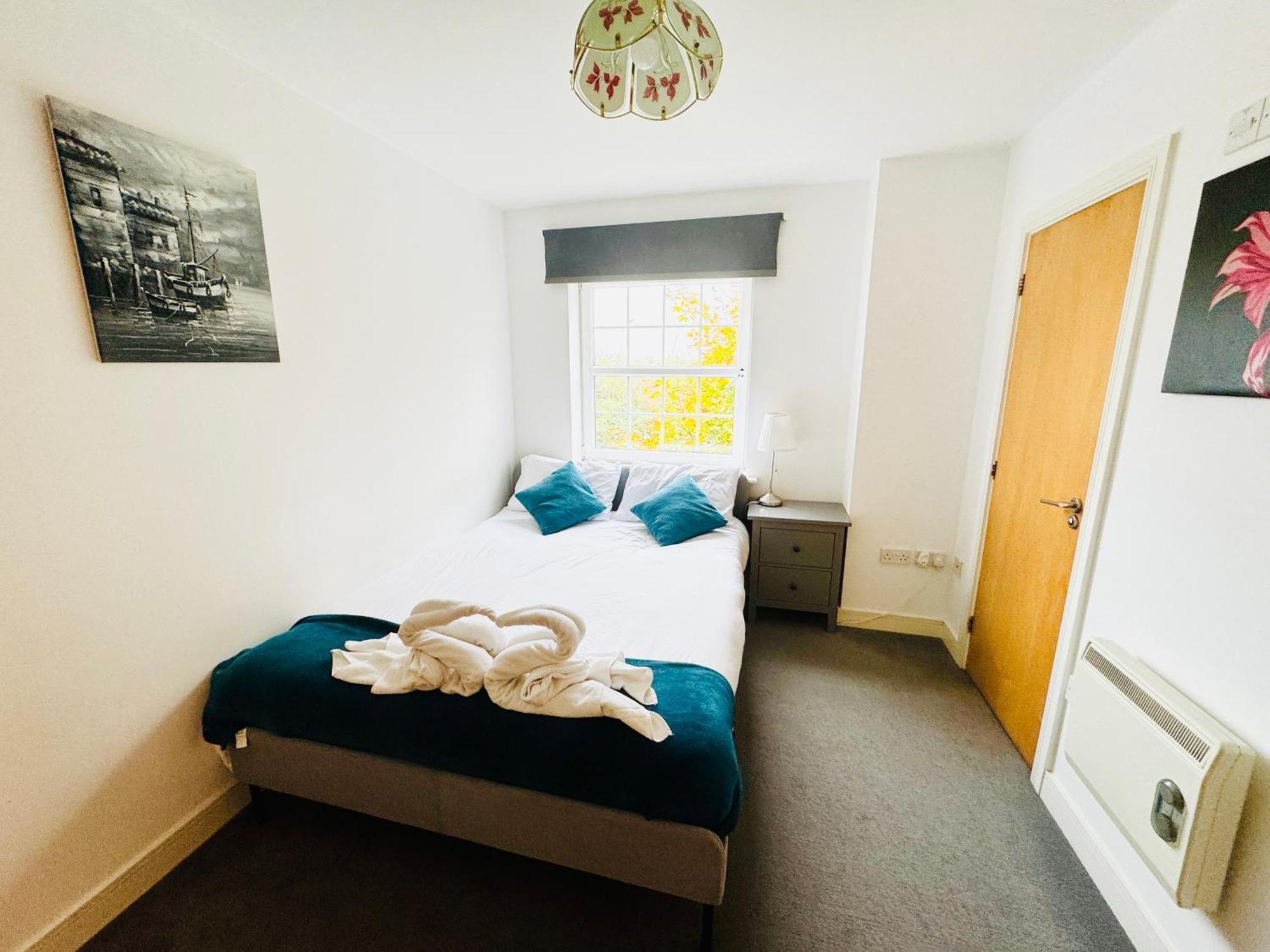 Spacious 2-bedroom Haven With Modern Amenities In Bradley Stoke