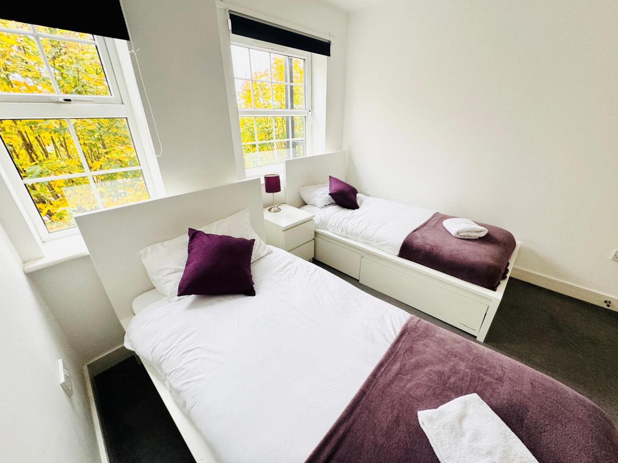 Apartment Spacious 2-bedroom Haven With Modern Amenities In Bradley Stoke