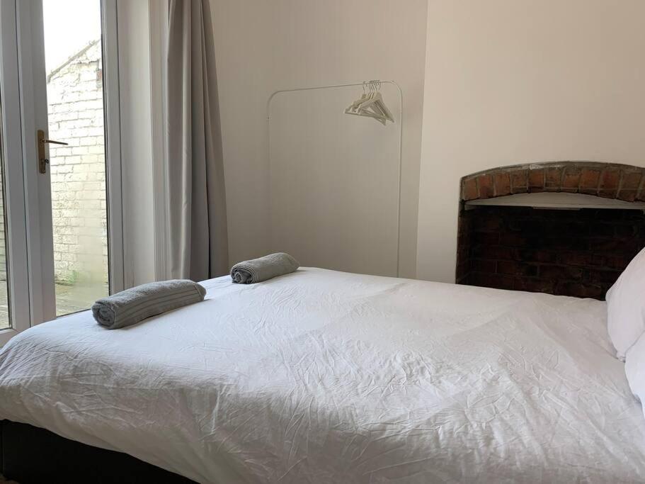 Apartment Cute Centrally Located Flat Bristol