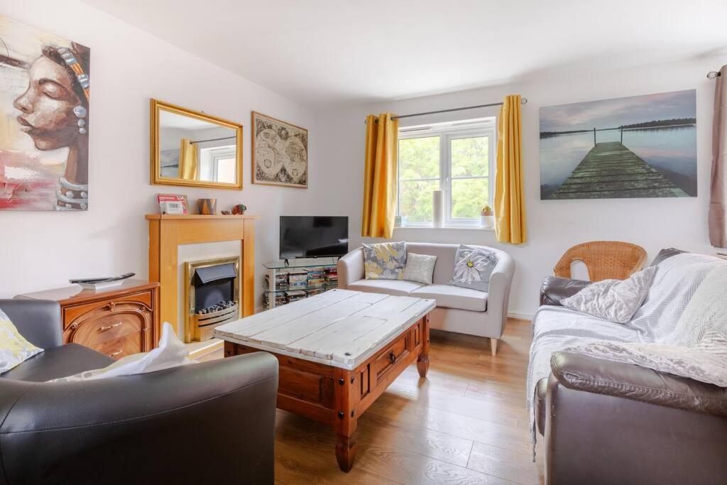 Charming Cosy Coach House In Fishponds Bristol