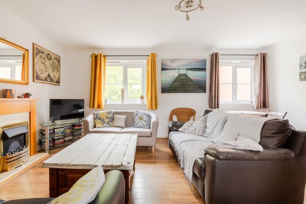 Charming Cosy Coach House In Fishponds Apartment Bristol