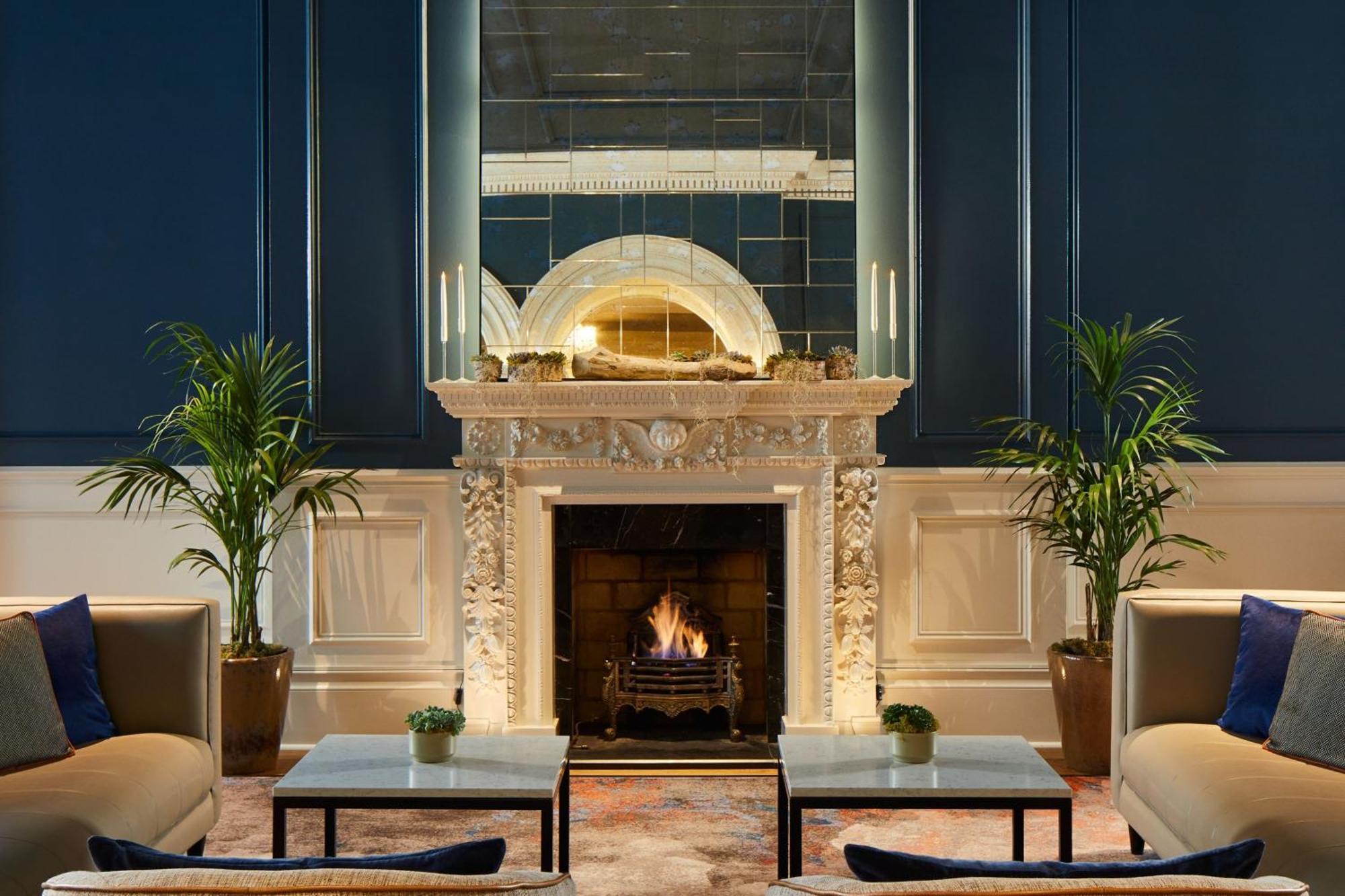 Marriott Royal Hotel