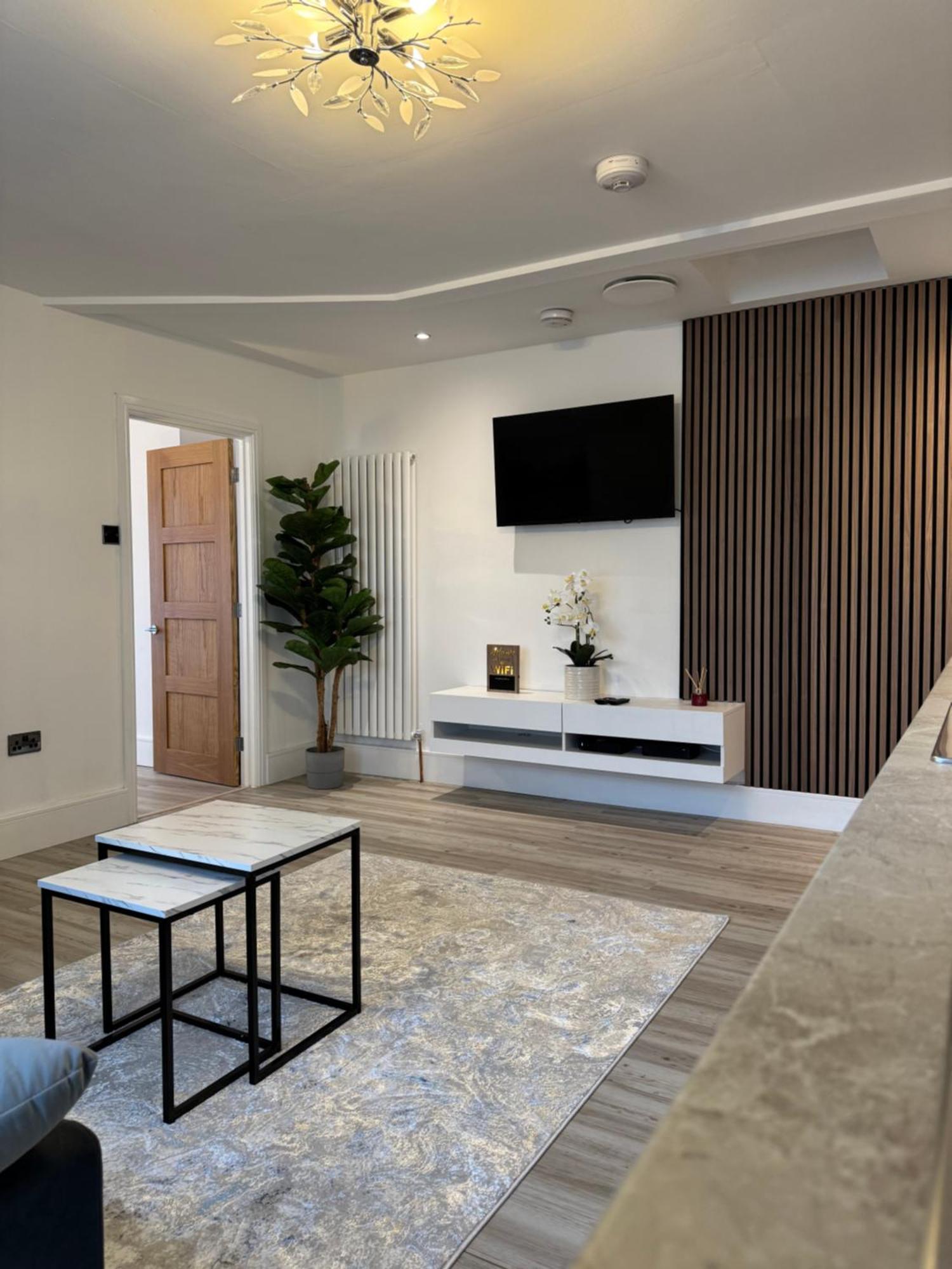 2 Bedroom Luxury Bristol