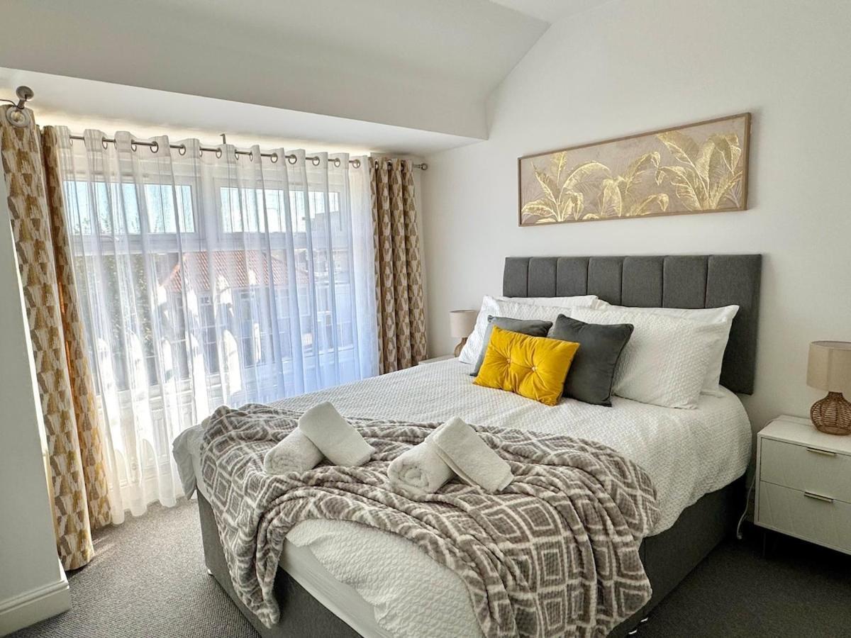 Holiday home Orchid S&n House 2 Bristol