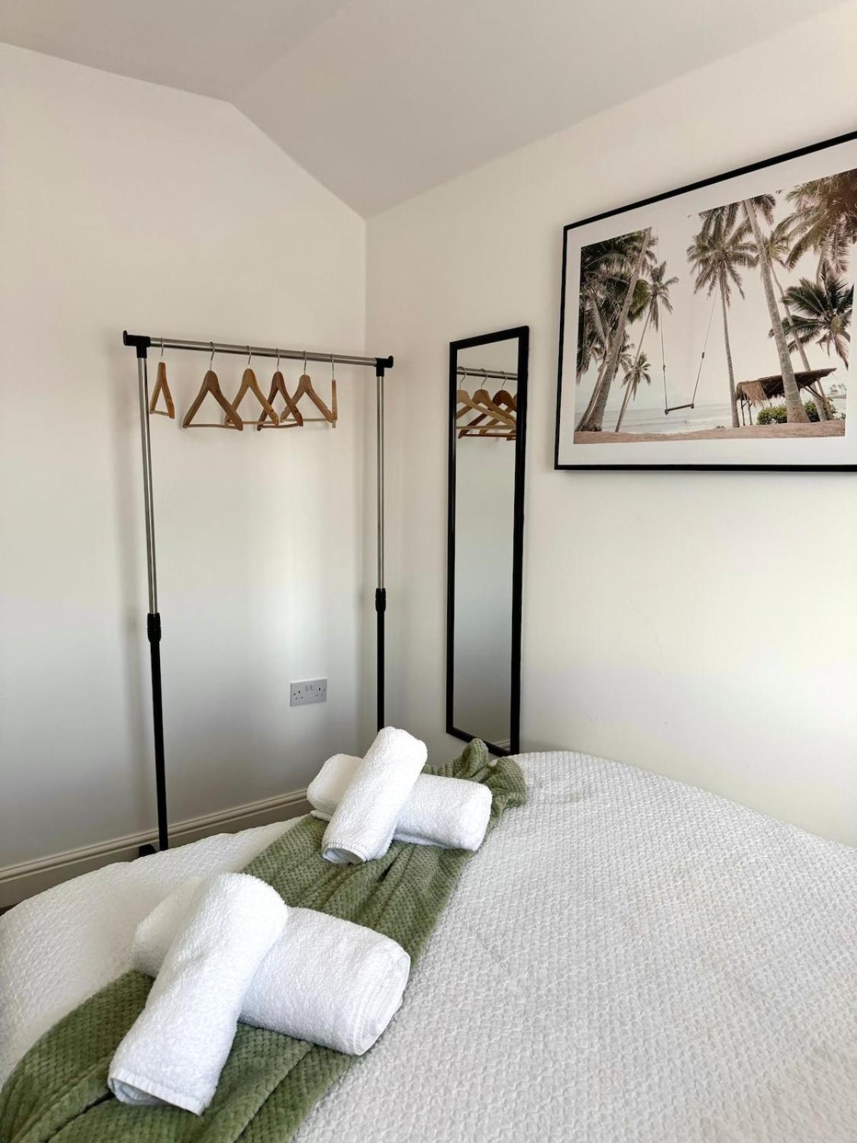 Orchid S&n House 2