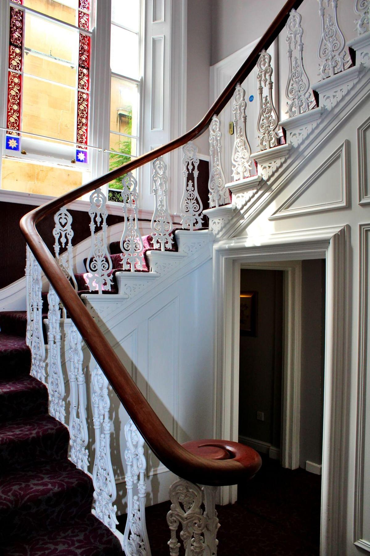 Victoria Square Clifton Village 3*