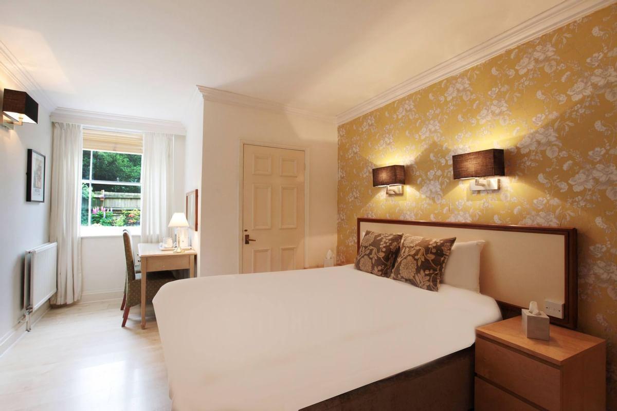 Victoria Square Clifton Village Hotel 3*