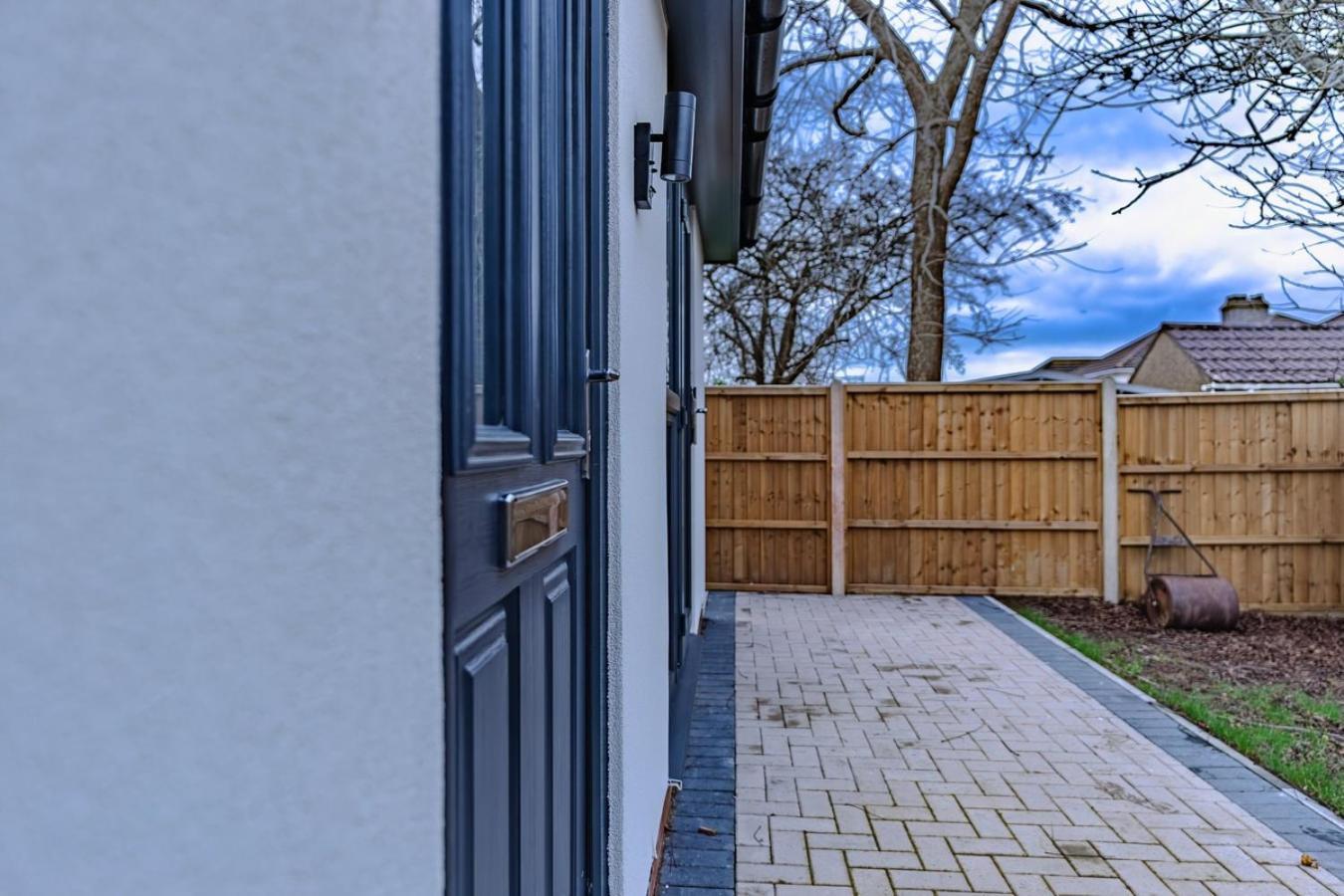 Balloon Residence: Modern Serviced Bristol