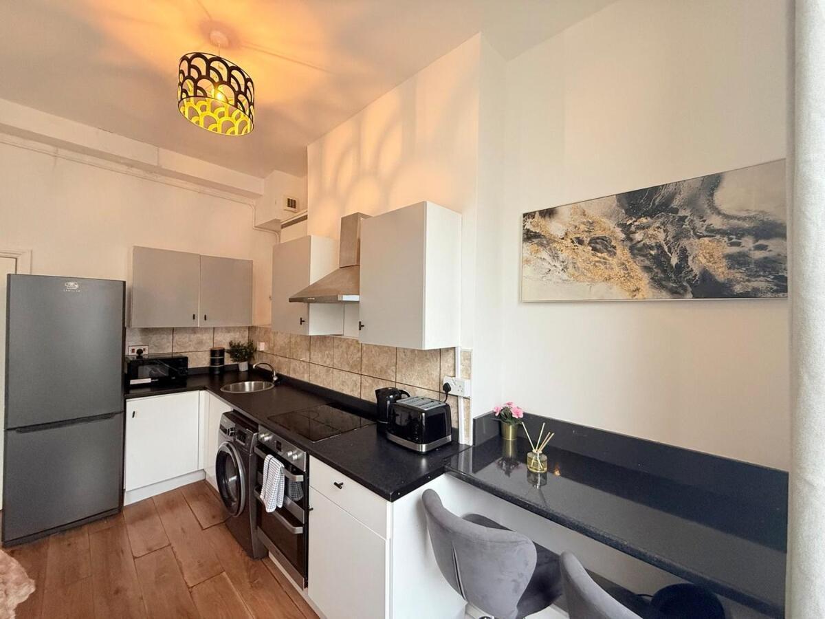 Flat In Stokes Croft Apartment *