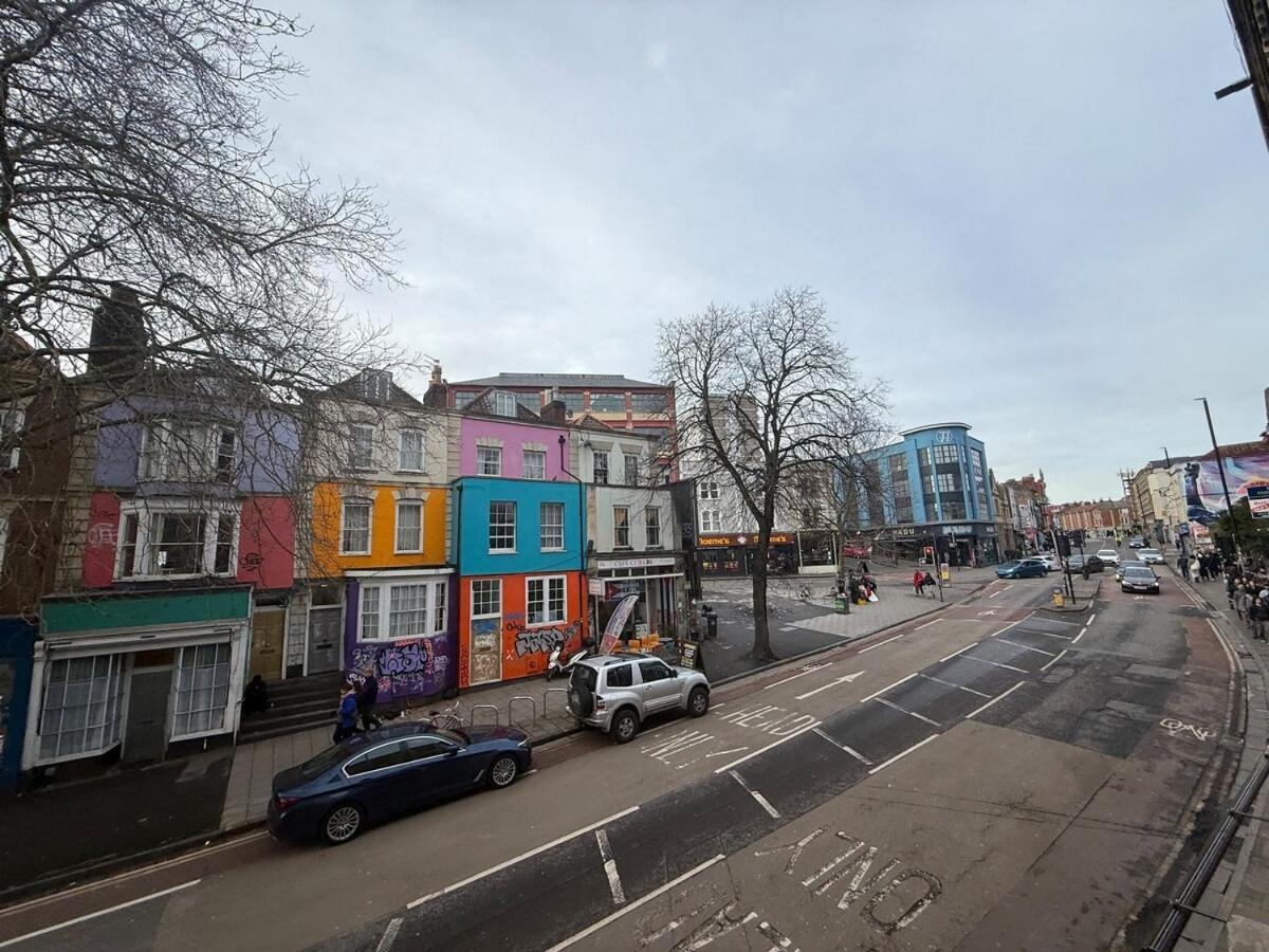 Flat In Stokes Croft Bristol