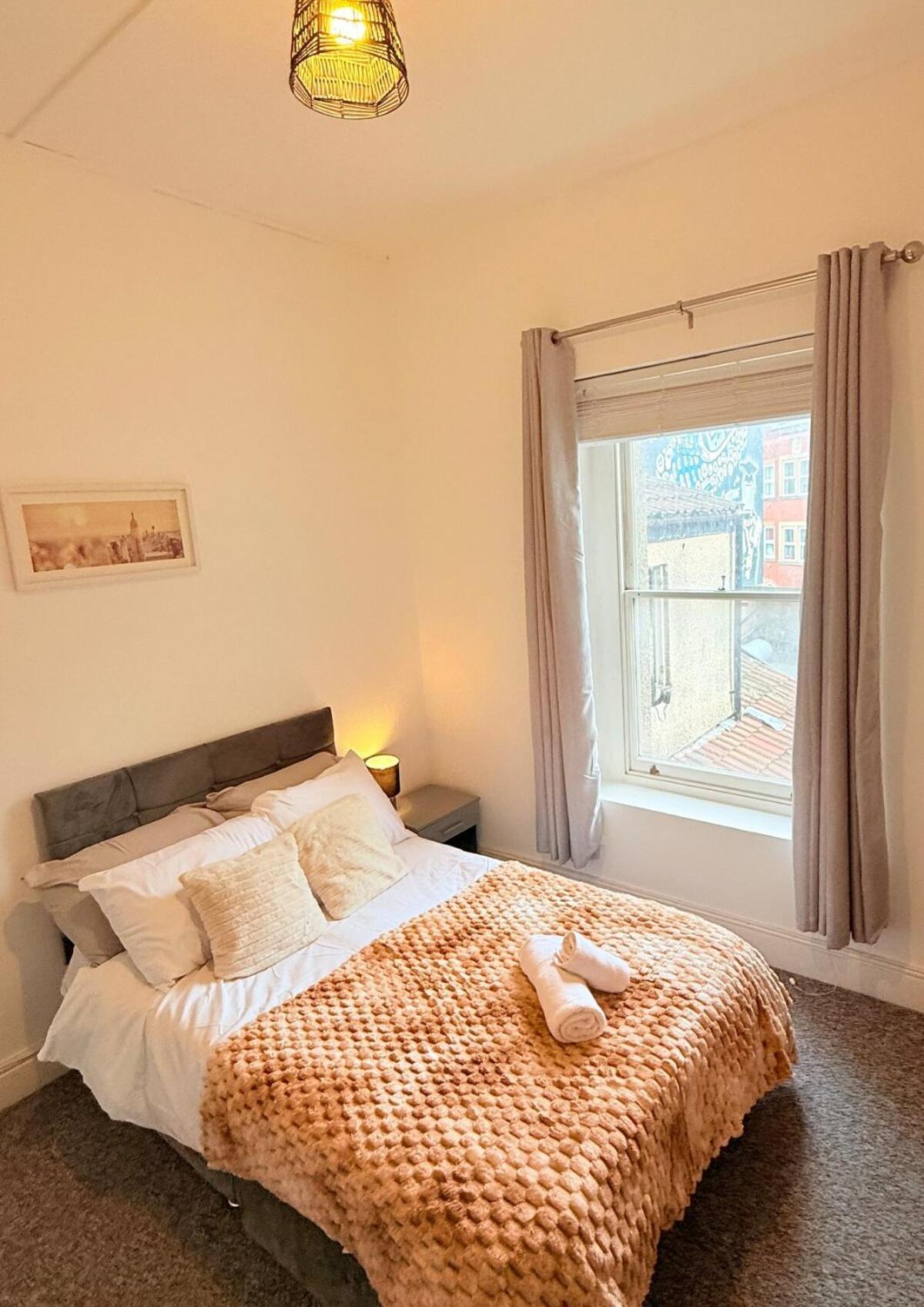 Apartment Flat In Stokes Croft Bristol