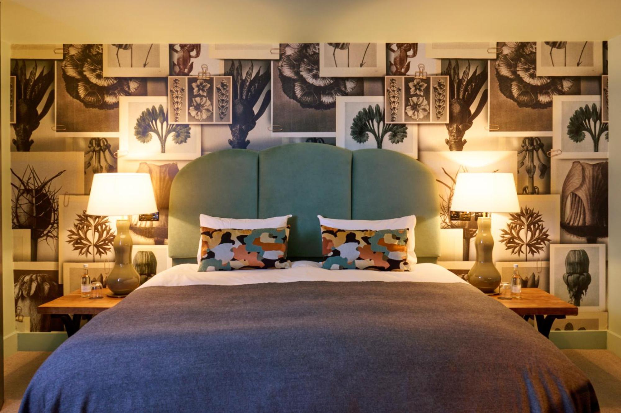 Du Vin Hotel 4*