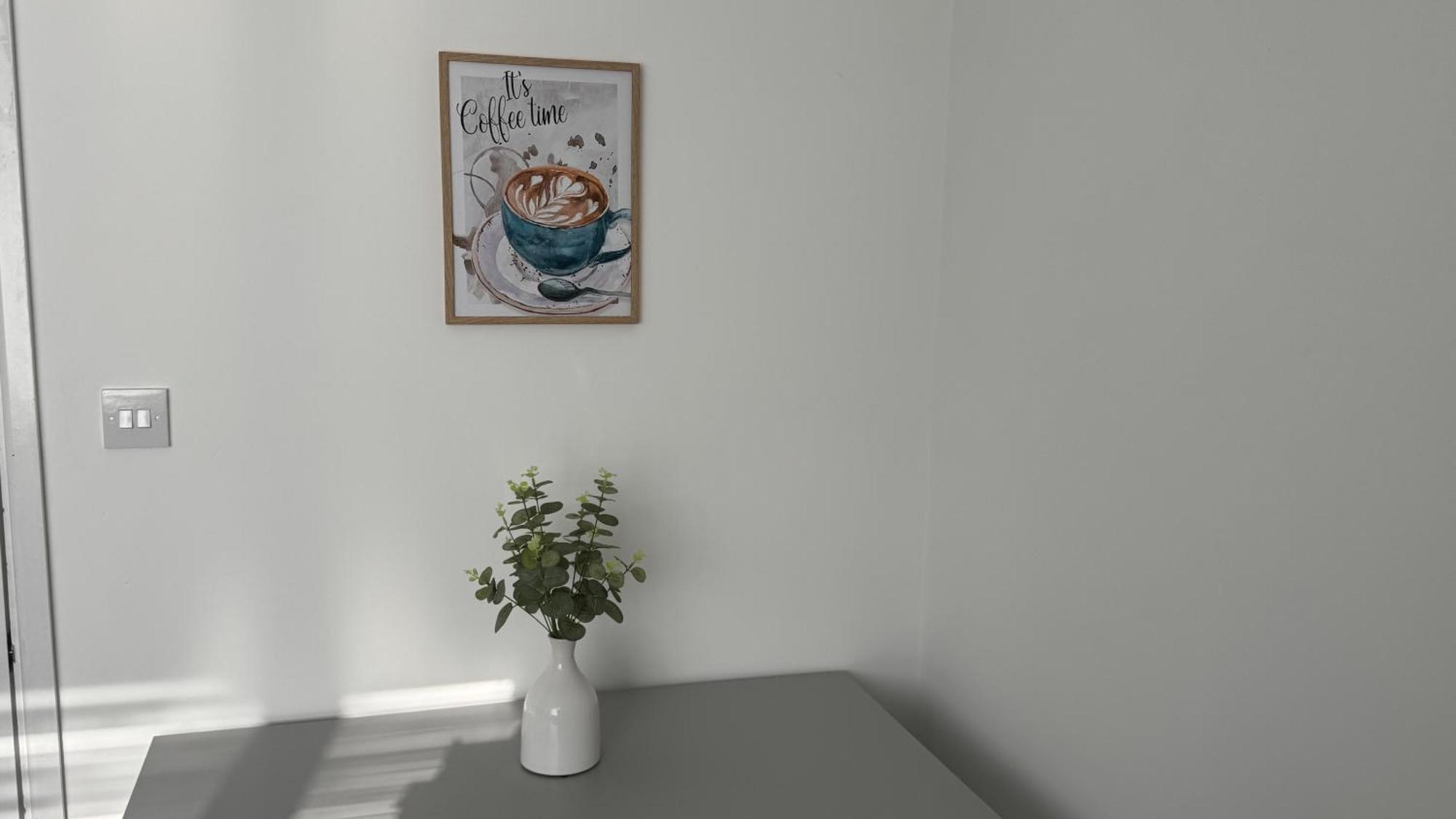 The Snug Shared House Guest house Bristol